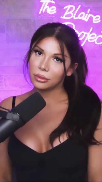 Blaire White