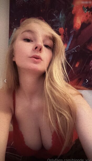 blonde_vivi