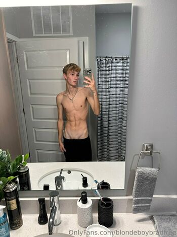 blondeboybradfree
