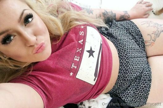 blondekittycattt
