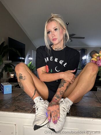 blondekittycattt