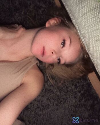 BlondeVivi
