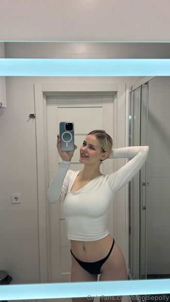 blondiepolly