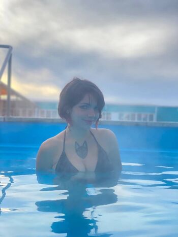 blue_eye_twinkle