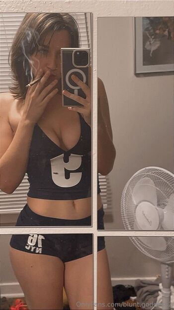 blunt.goddess2