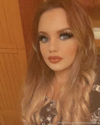 bombshellchloe1