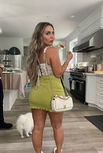 bootyqueenbae
