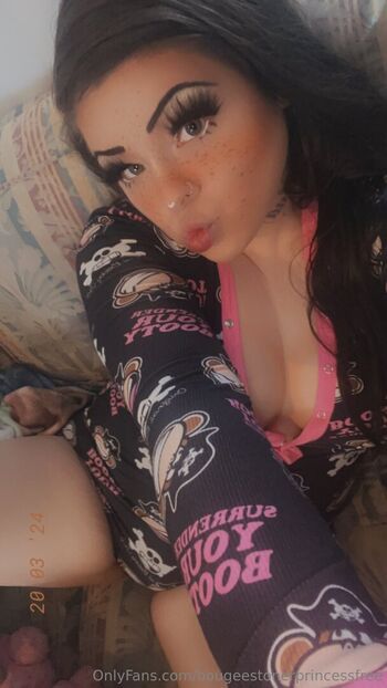 bougeestonerprincessfree