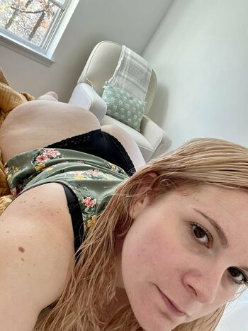 Bouncy Booty Brooke
