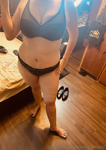 breasty_beauty