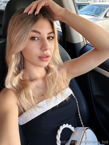 briana_hot