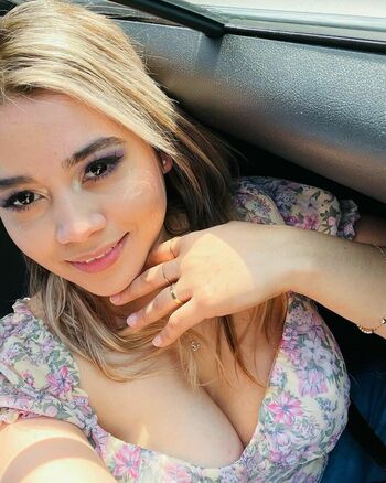 Brisnareyes26