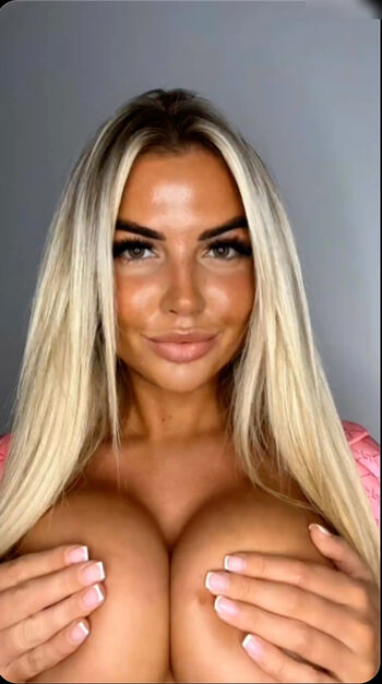 Brooke VIP