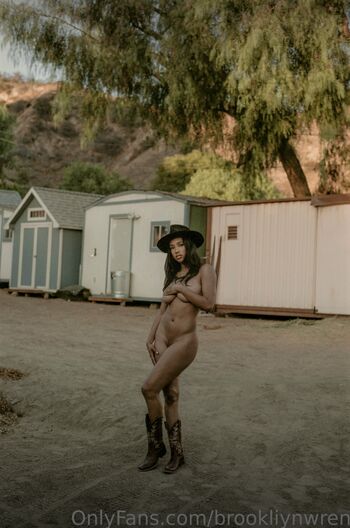 Brookliyn Wren
