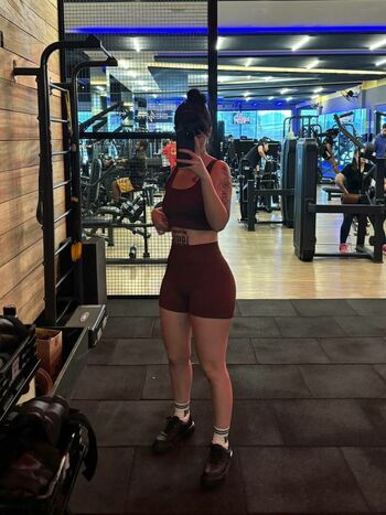 Bruna Dos Anjos