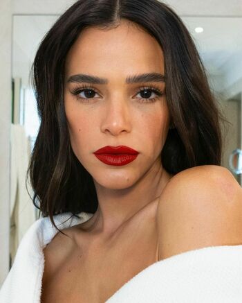 Bruna Marquezine