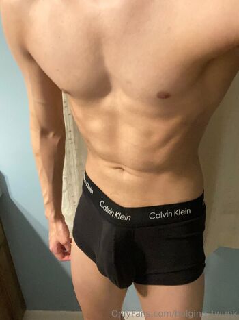 bulging_twunk