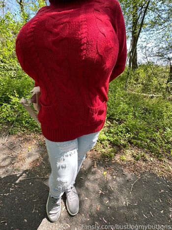 BustingMyButtons