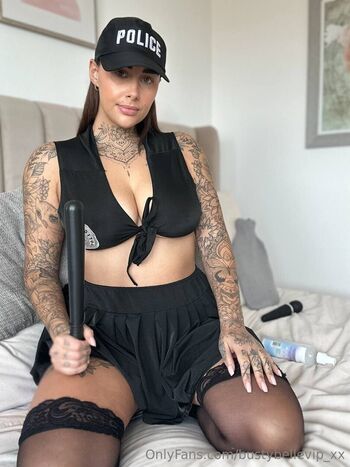bustybellevip_xx