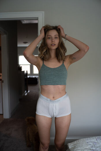 Cait Del Mar