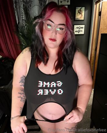 calliefoxbriefree