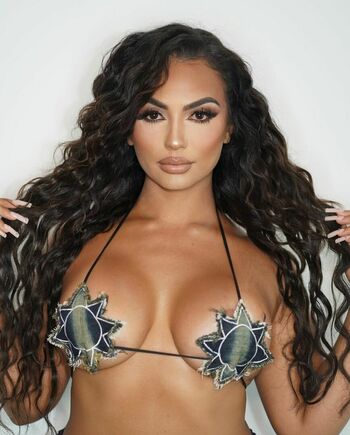 Camila Bernal