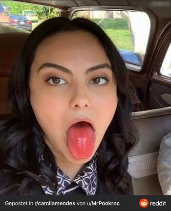 Camila Mendes