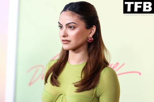 Camila Mendes