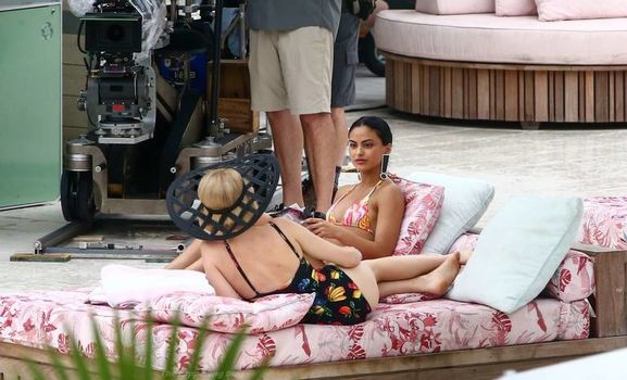 Camila Mendes