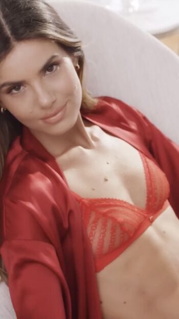 Camila Queiroz