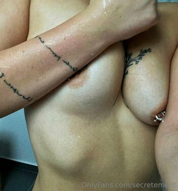 camillebrx__