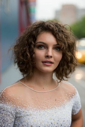 Camren Bicondova