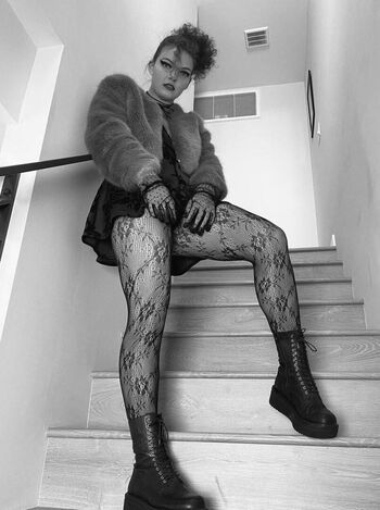 Camren Bicondova