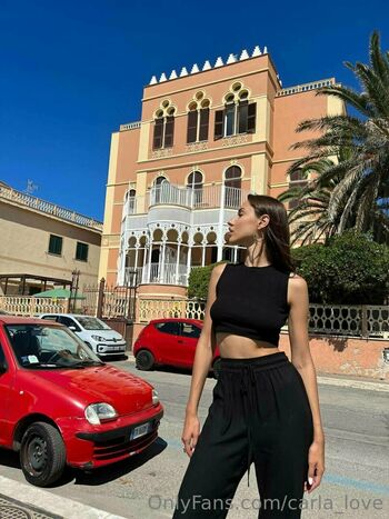 carla_love