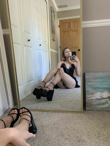 carleybee