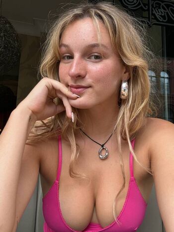 carly_jane