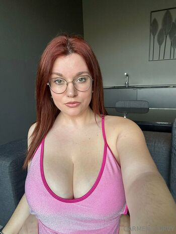 carmen_curvy