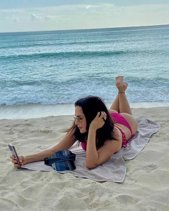 Carmen Villalobos