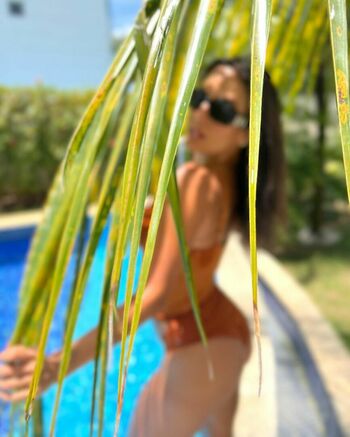 Carol Peixinho