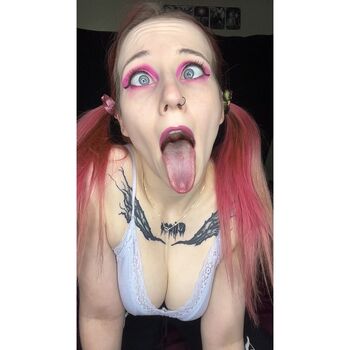 Carrie Cannie