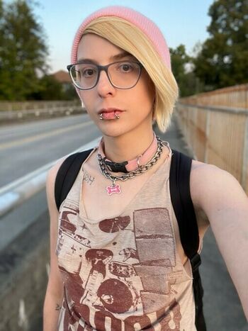 Cassie Coyote