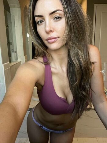Cassie Lee