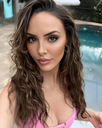 Cassie Lee