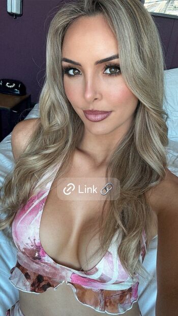 Cassie Lee