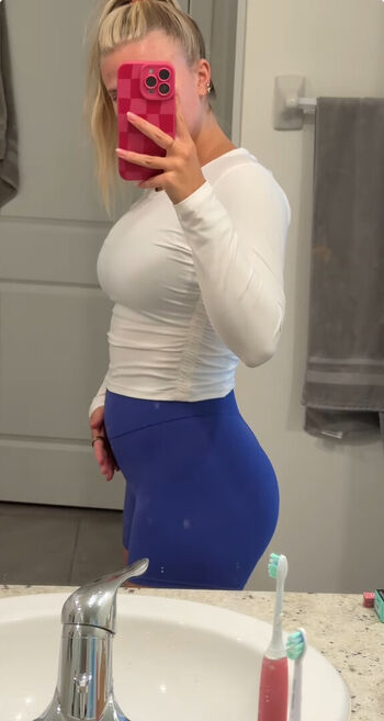 Cayla Vanderbaan