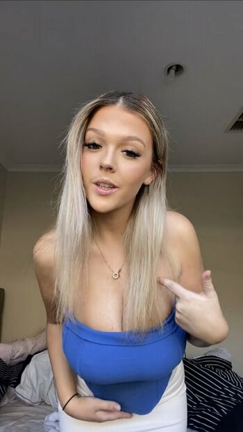 Chantelle A