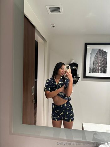 chantellesia