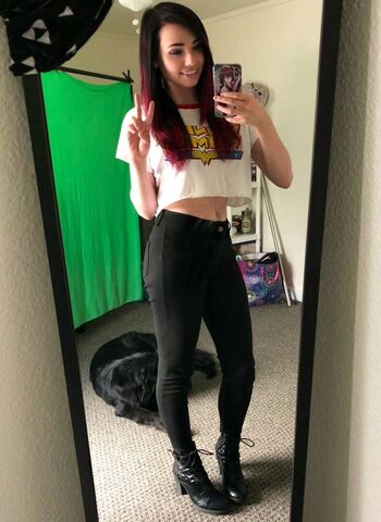 Charleemanderz