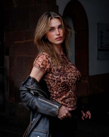 Charleen Weiss