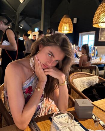 Charleen Weiss